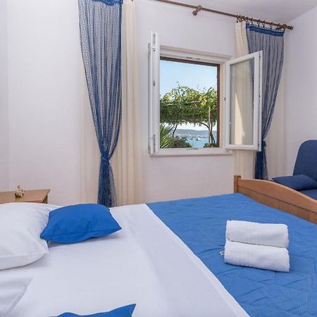 Apartments Vin Трогир Экстерьер фото