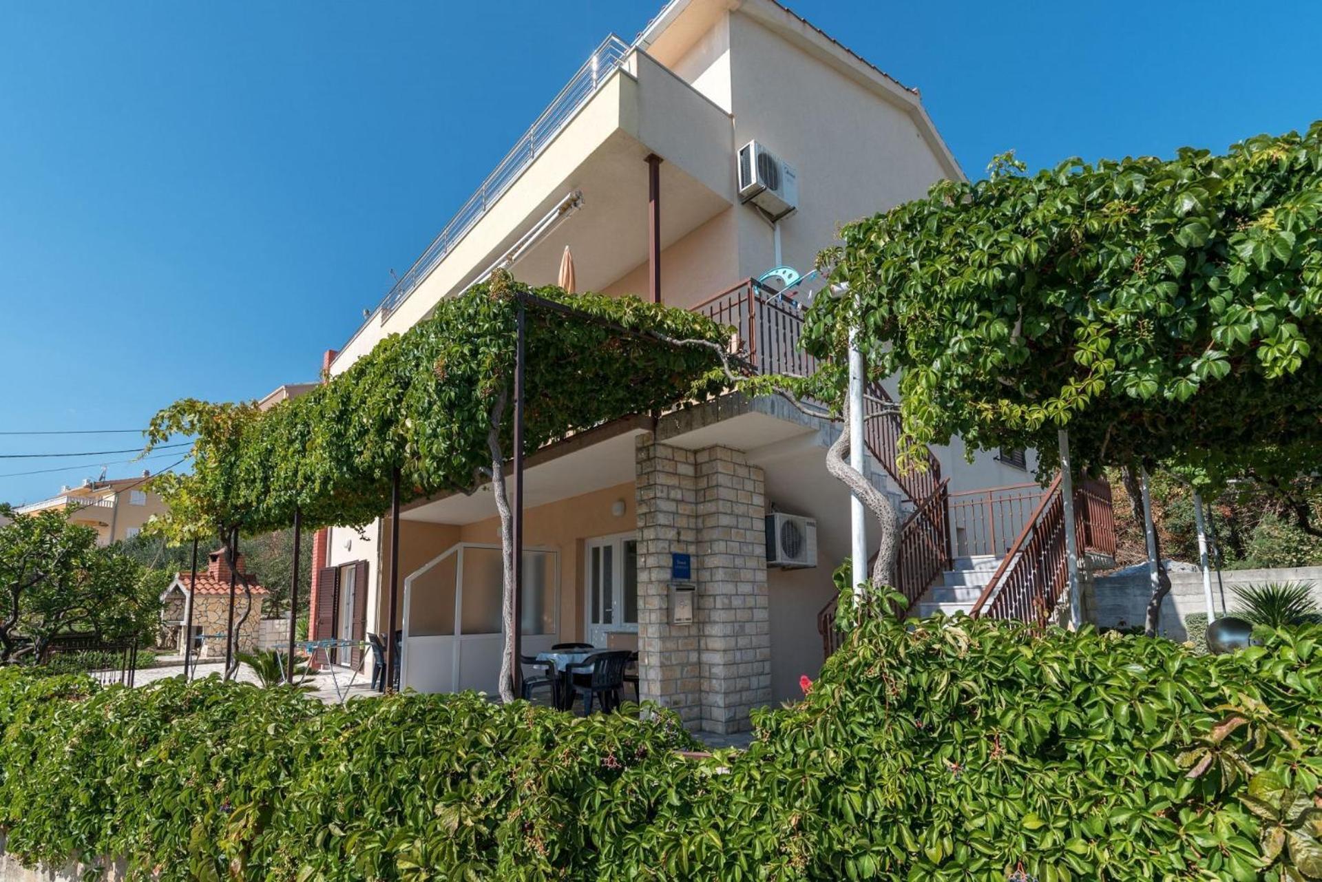 Apartments Vin Трогир Экстерьер фото