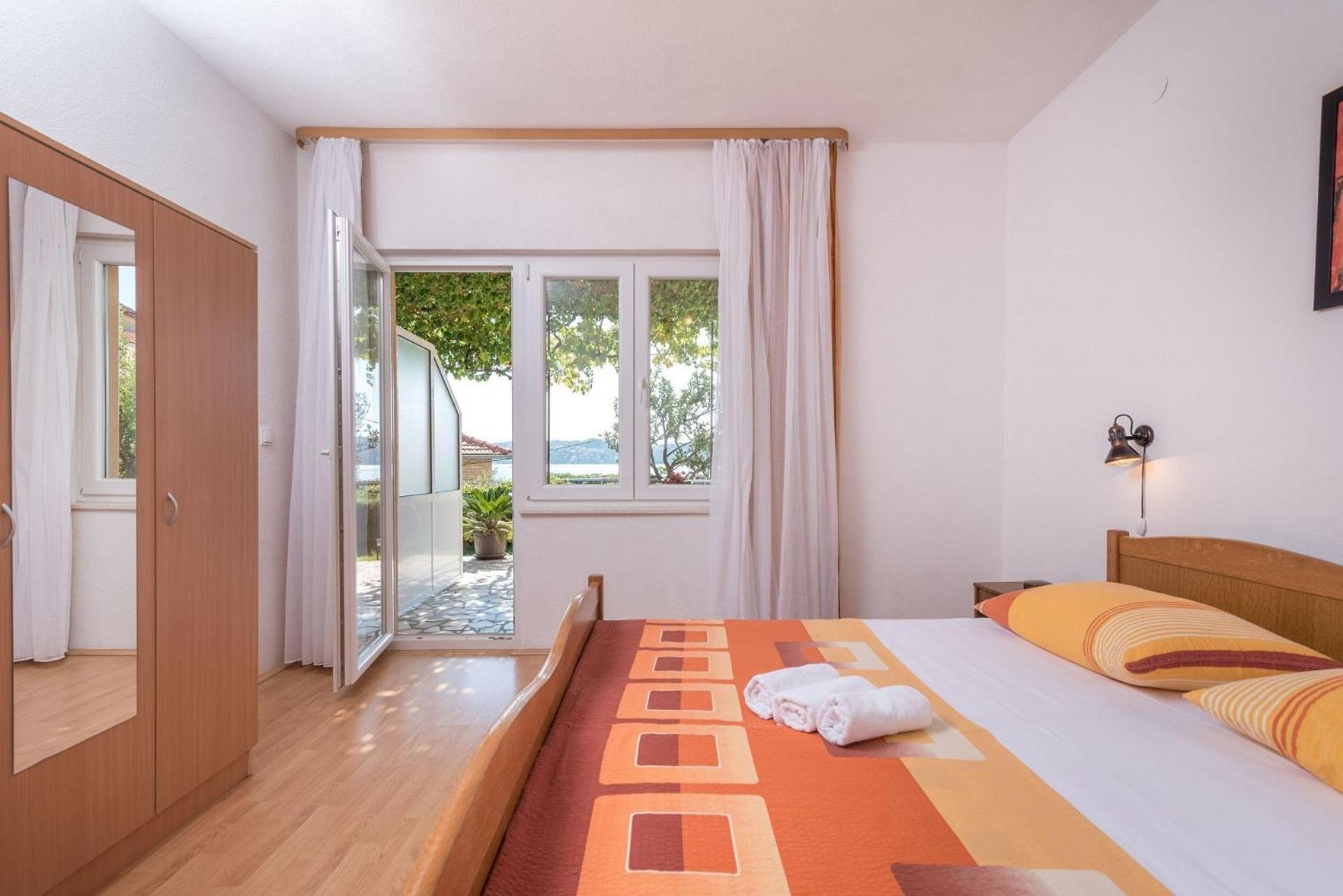 Apartments Vin Трогир Экстерьер фото
