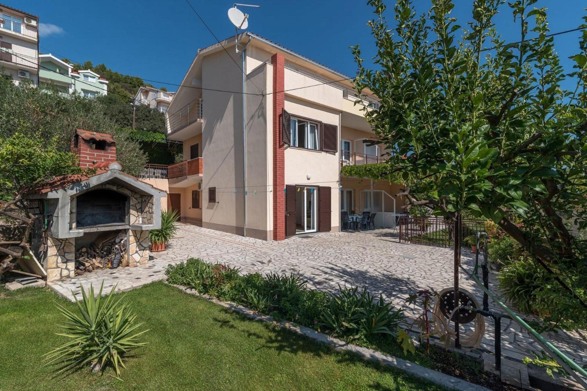 Apartments Vin Трогир Экстерьер фото